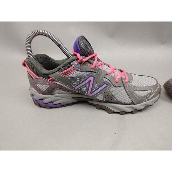 New Balance 573 V2 Trail Running Shoes Womens 6.5 Gray All Terrain Pink Gray - Picture 10 of 14